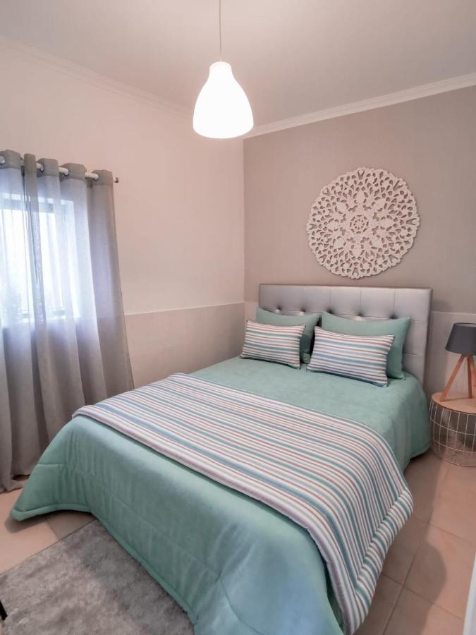 Cantinho Da Praia Apartments Nazare Exterior photo