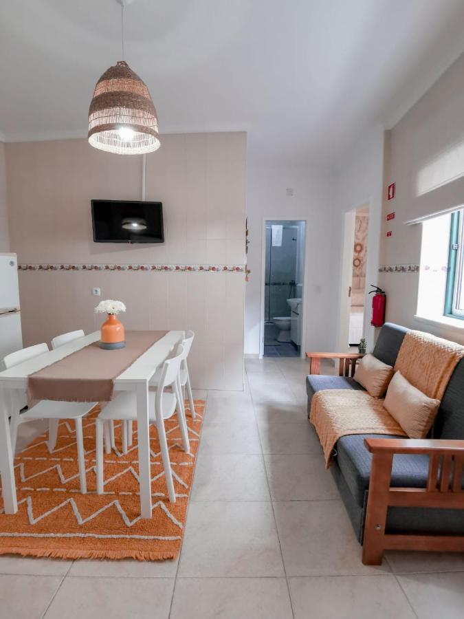 Cantinho Da Praia Apartments Nazare Exterior photo